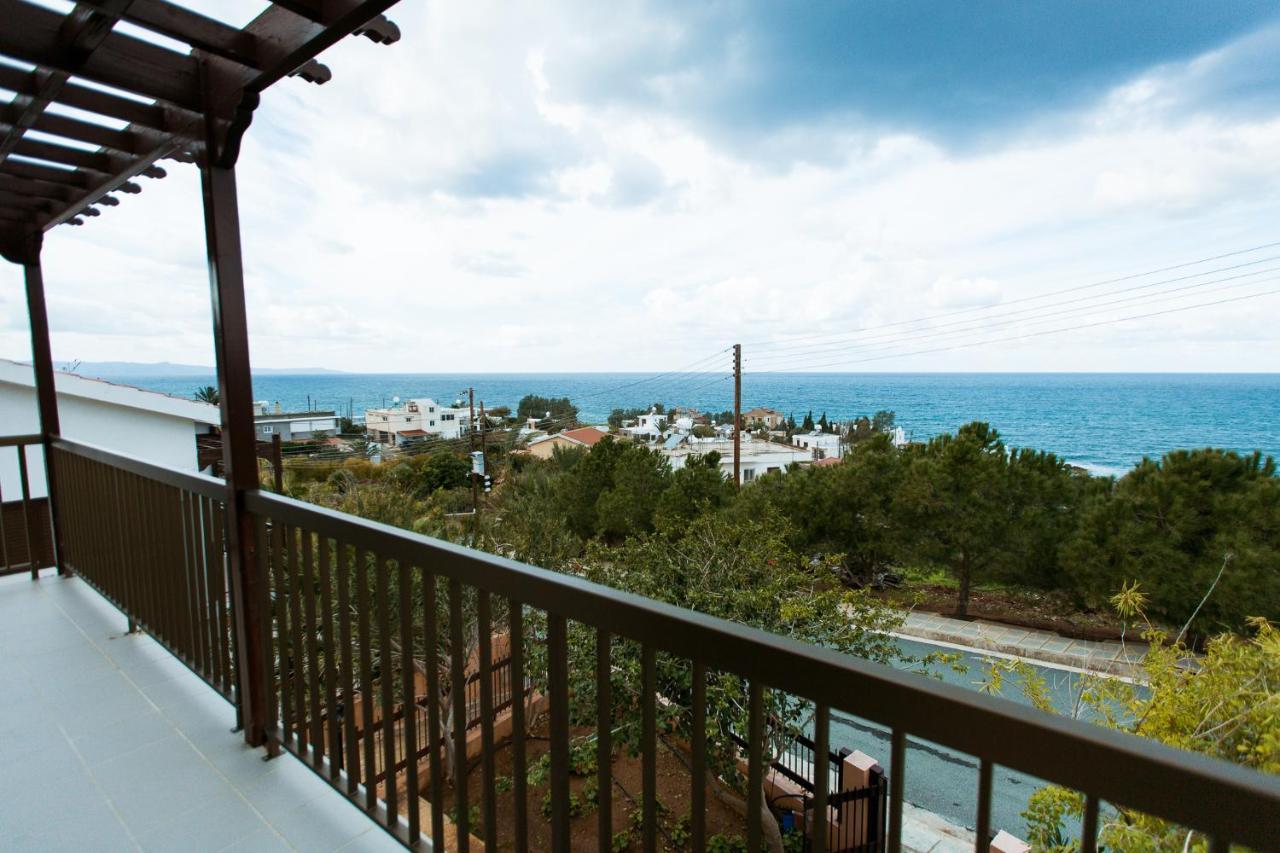 Seaclusion Vacation Villa Помос Экстерьер фото