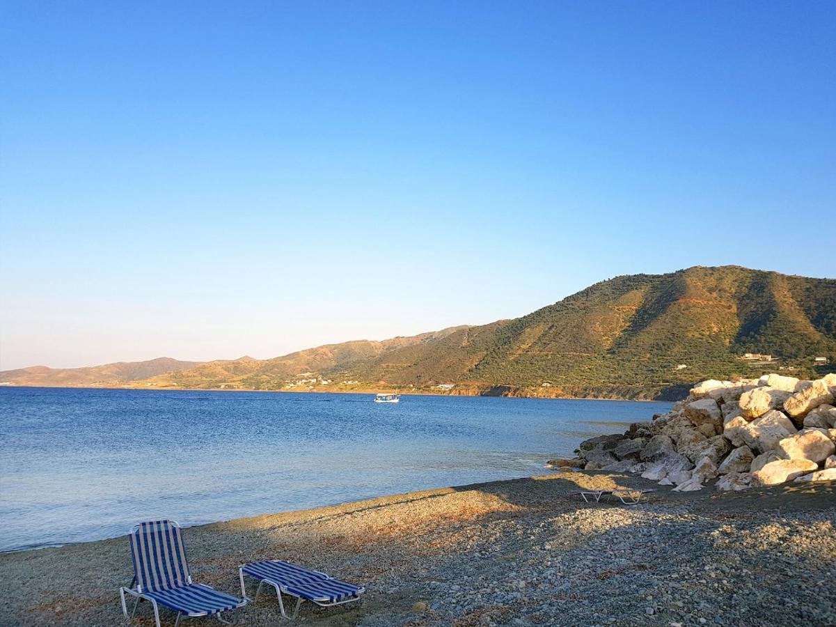 Seaclusion Vacation Villa Помос Экстерьер фото