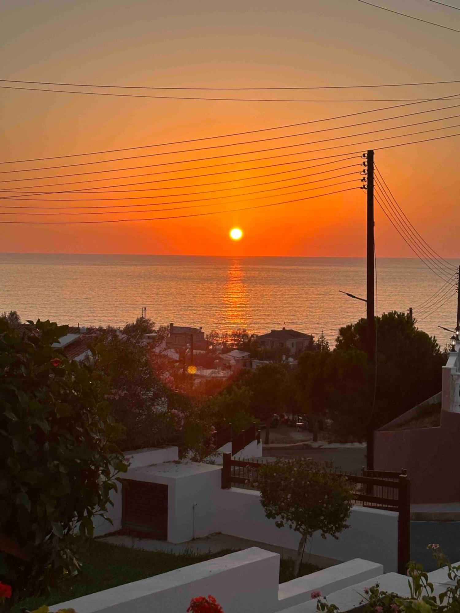 Seaclusion Vacation Villa Помос Экстерьер фото